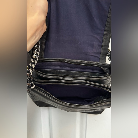 Navy blue and black real leather purse with chain detail - Picture 5 of 6